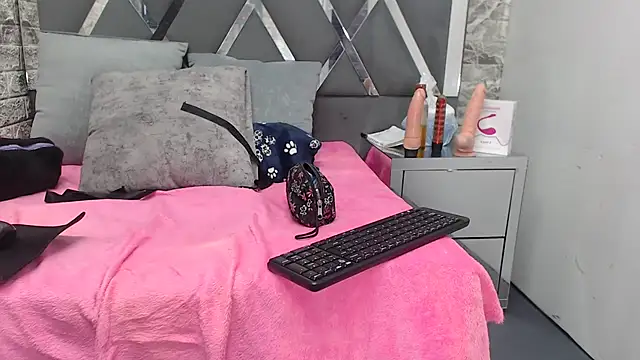 YanetRose online show from October 2025 03:10:01 AM