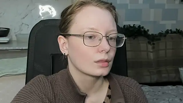 Rommia online show from October 2025 06:31:02 PM