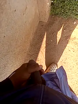 Snapshot of KingBonga chatting on October 2025 06:12:01 AM KingBonga online show from October 2025 06:12:01 AM