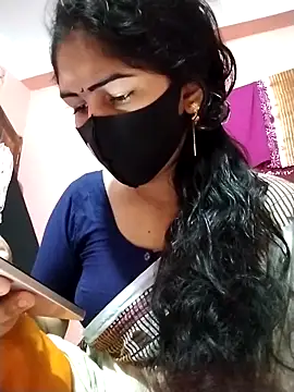 Snapshot of Prionti- chatting on October 2025 02:50:02 AM Prionti- online show from October 2025 02:50:02 AM