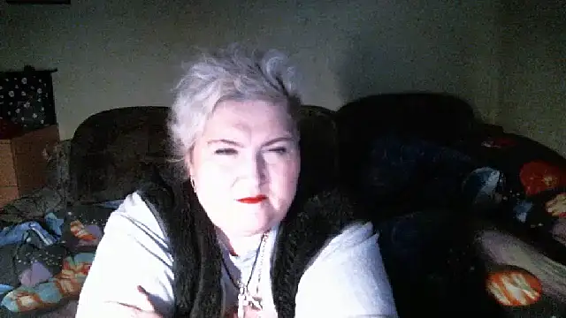 Snapshot of Lana555 chatting on October 2025 09:21:01 PM Lana555 online show from October 2025 09:21:01 PM