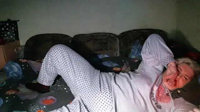 Snapshot of Lana555 chatting on October 2025 12:07:01 AM Lana555 online show from October 2025 12:07:01 AM