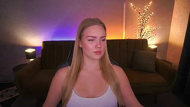 Snapshot of CelesteNoir chatting on October 2025 06:23:02 AM CelesteNoir online show from October 2025 06:23:02 AM