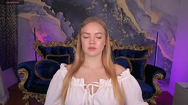 Snapshot of CelesteNoir chatting on October 2025 06:38:01 AM CelesteNoir online show from October 2025 06:38:01 AM