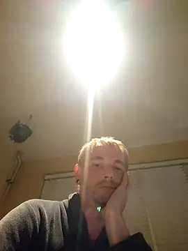 piercingpik online show from October 2025 06:05:02 PM