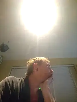 piercingpik online show from October 2025 06:42:01 PM