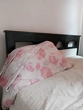 Snapshot of Miss-tetas chatting on October 2025 05:34:01 PM Miss-tetas online show from October 2025 05:34:01 PM