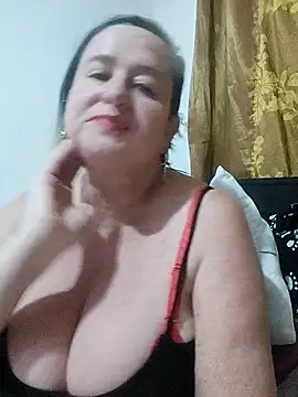 Snapshot of Miss-tetas chatting on October 2025 04:37:02 AM Miss-tetas online show from October 2025 04:37:02 AM