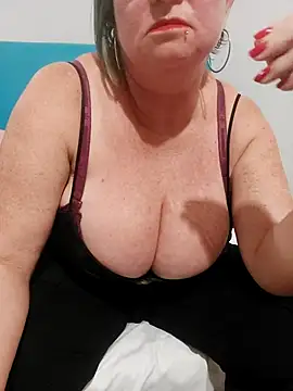 Snapshot of Miss-tetas chatting on November 2025 12:49:01 AM Miss-tetas online show from November 2025 12:49:01 AM