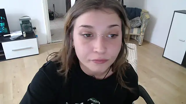 Aliens4twenty online show from October 2025 10:24:01 AM