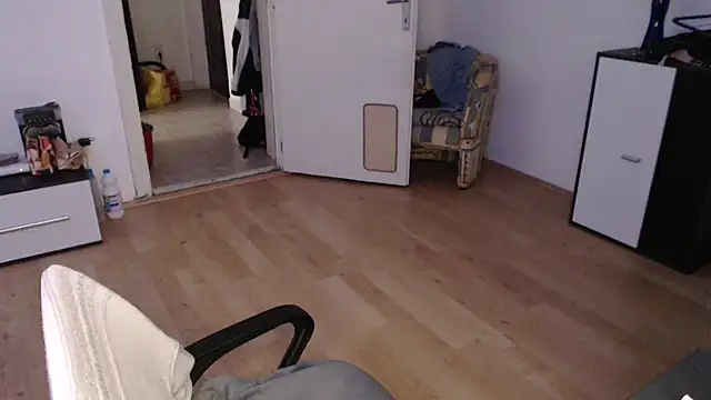 Aliens4twenty online show from October 2025 08:42:01 AM