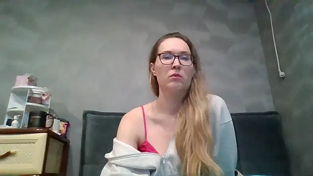 Jugira online show from October 2025 11:15:01 PM