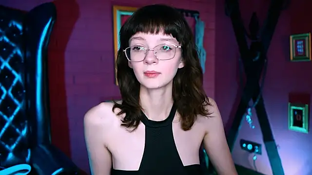 MollyJiggles online show from September 2025 12:16:02 PM