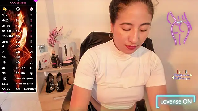 Viviene Price online show from September 2025 02:10:01 PM