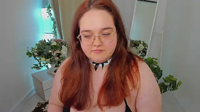 Neko Moor online show from September 2025 08:41:01 PM