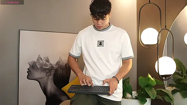 Ethan occonor online show from October 2025 12:17:02 PM