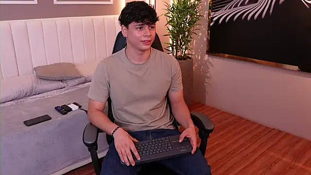 Ethan occonor online show from October 2025 12:41:02 AM