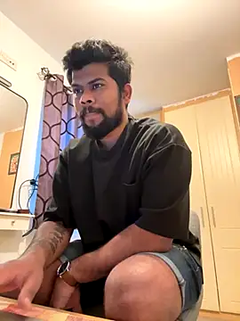 Snapshot of CrazyShashank chatting on September 2025 07:02:01 AM CrazyShashank online show from September 2025 07:02:01 AM