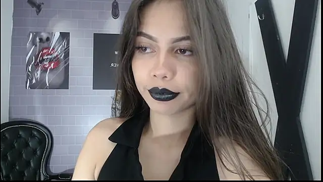 Snapshot of aleesha_cameron02 chatting on October 2025 07:11:01 PM aleesha cameron02 online show from October 2025 07:11:01 PM