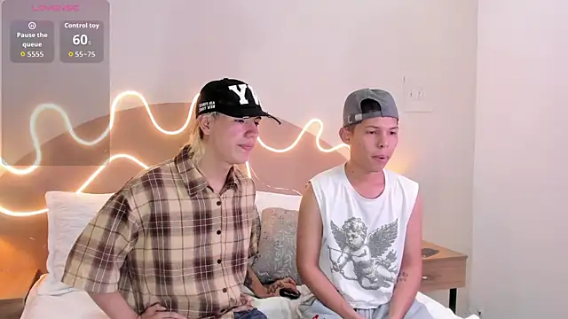 Snapshot of Enrrixxx_ chatting on October 2025 12:11:02 AM Enrrixxx online show from October 2025 12:11:02 AM