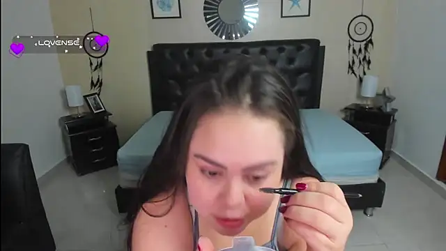 Snapshot of LolaVillalobos chatting on October 2025 01:51:02 PM LolaVillalobos online show from October 2025 01:51:02 PM