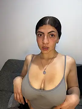 Snapshot of arieel__722 chatting on October 2025 03:28:02 AM arieel 722 online show from October 2025 03:28:02 AM