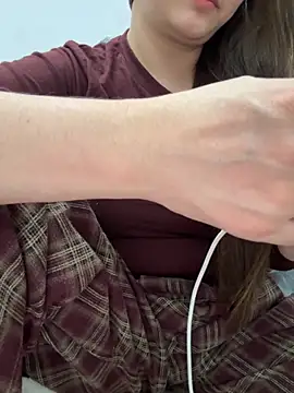 Snapshot of PhuongNhi21 chatting on October 2025 01:43:02 PM PhuongNhi21 online show from October 2025 01:43:02 PM