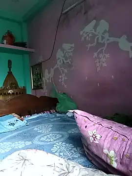 Desi couple305 online show from September 2025 01:40:02 AM