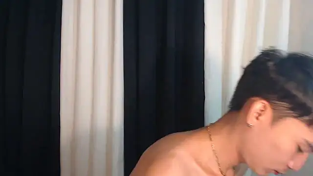 Snapshot of asian_dai chatting on October 2025 04:35:02 AM asian dai online show from October 2025 04:35:02 AM