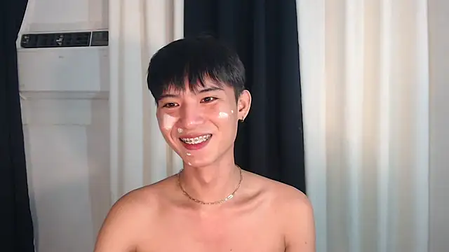 Snapshot of asian_dai chatting on October 2025 06:34:01 PM asian dai online show from October 2025 06:34:01 PM