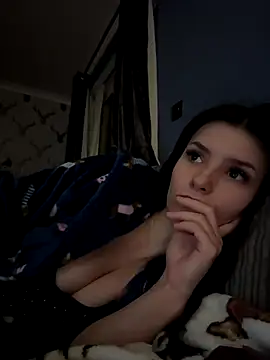 Naughty CrystalXX online show from October 2025 09:22:01 PM