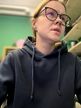  CherryBloom  online show from September 2025 07:51:02 PM