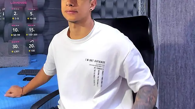 Snapshot of jaze_bradley chatting on October 2025 11:18:01 AM jaze bradley online show from October 2025 11:18:01 AM