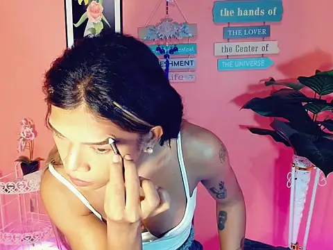 Snapshot of Sweet_ThaliaXX chatting on September 2025 12:10:02 AM Sweet ThaliaXX online show from September 2025 12:10:02 AM