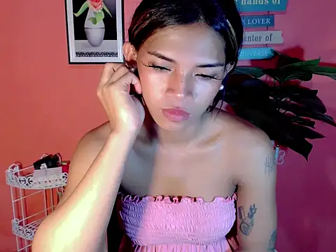 Snapshot of Sweet_ThaliaXX chatting on September 2025 10:15:02 AM Sweet ThaliaXX online show from September 2025 10:15:02 AM