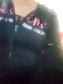 Snapshot of lunna_07 chatting on October 2025 12:54:02 AM lunna 07 online show from October 2025 12:54:02 AM