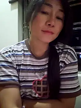 babychill09 online show from October 2025 02:03:01 PM