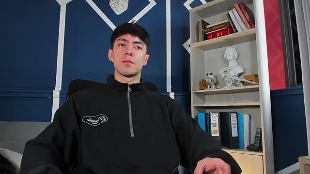 etham wolf  online show from November 2025 12:16:02 PM