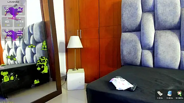 Nicky six333 online show from October 2025 07:46:02 PM