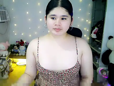 Snapshot of skinnygirl_69 chatting on October 2025 04:17:02 PM skinnygirl 69 online show from October 2025 04:17:02 PM