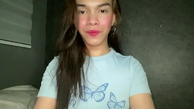 Snapshot of Misselliefayexxx chatting on October 2025 07:35:02 PM Misselliefayexxx online show from October 2025 07:35:02 PM