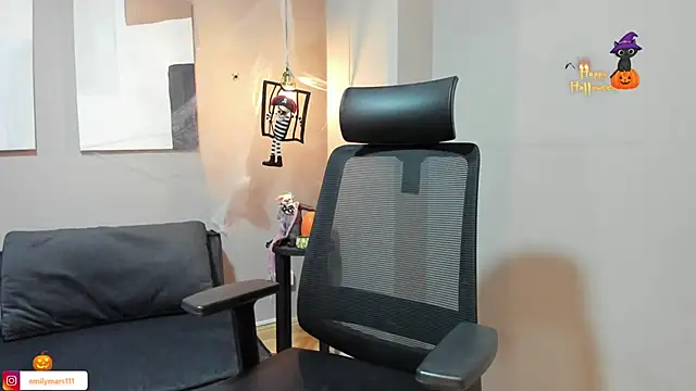 emily mars1 online show from October 2025 12:50:01 PM