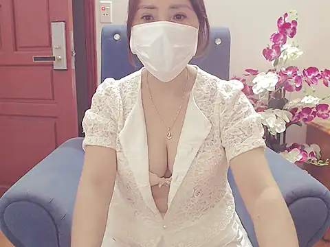 Snapshot of ruby_8x chatting on October 2025 09:35:02 AM ruby 8x online show from October 2025 09:35:02 AM