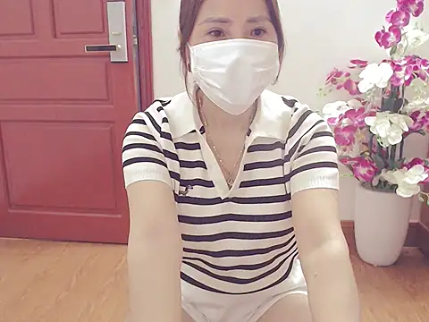 Snapshot of ruby_8x chatting on October 2025 12:23:01 AM ruby 8x online show from October 2025 12:23:01 AM