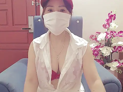 Snapshot of ruby_8x chatting on November 2025 11:23:02 AM ruby 8x online show from November 2025 11:23:02 AM