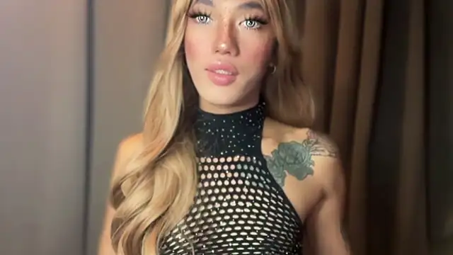 Snapshot of Lust-sluttymira chatting on October 2025 01:15:01 AM Lust-sluttymira online show from October 2025 01:15:01 AM