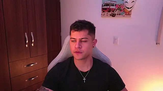 Snapshot of domsantiago_ chatting on October 2025 01:41:02 AM domsantiago online show from October 2025 01:41:02 AM