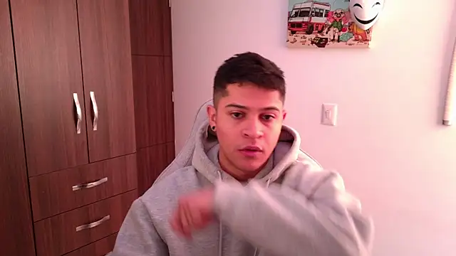 Snapshot of domsantiago_ chatting on October 2025 04:52:01 PM domsantiago online show from October 2025 04:52:01 PM