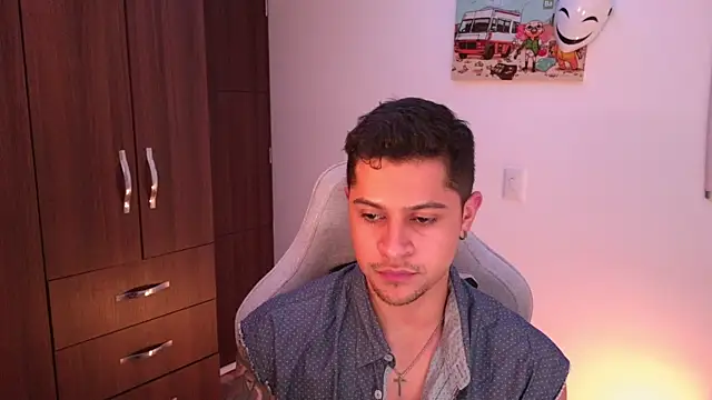 Snapshot of domsantiago_ chatting on October 2025 01:39:01 AM domsantiago online show from October 2025 01:39:01 AM