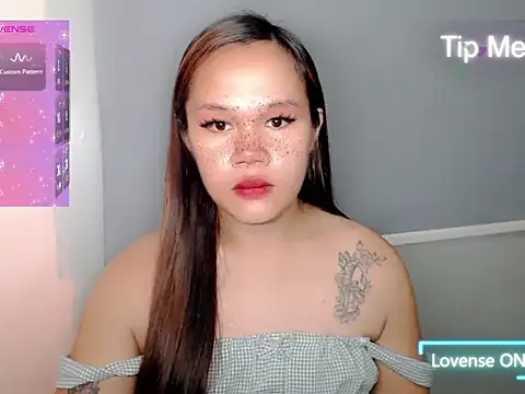 Snapshot of Lovelyariah chatting on October 2025 10:02:01 AM Lovelyariah online show from October 2025 10:02:01 AM